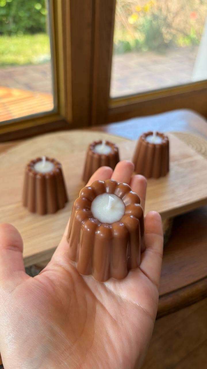 Leman Candle - Candela a Forma di Canelè di Bordeaux