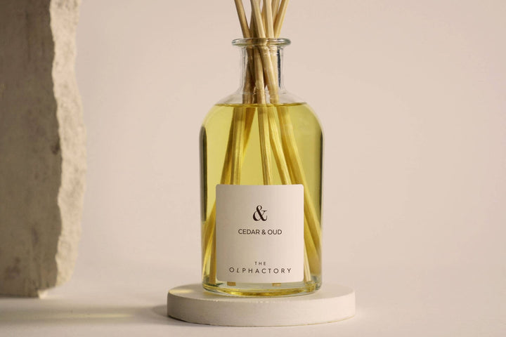 SEVENREEDS - Diffusore per Ambiente con Bastoncini al Cedro e Oud 250ml