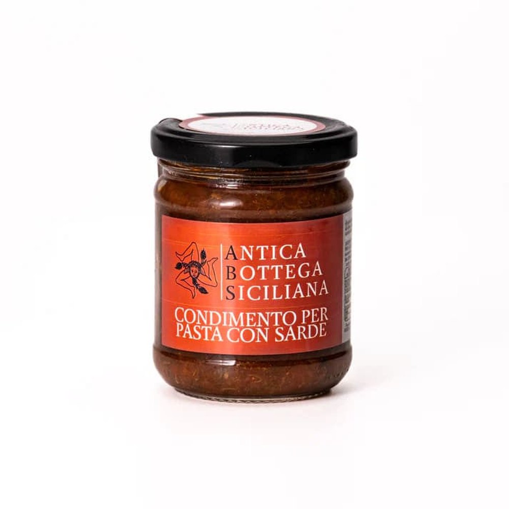 Condimento per pasta con le sarde alla siciliana