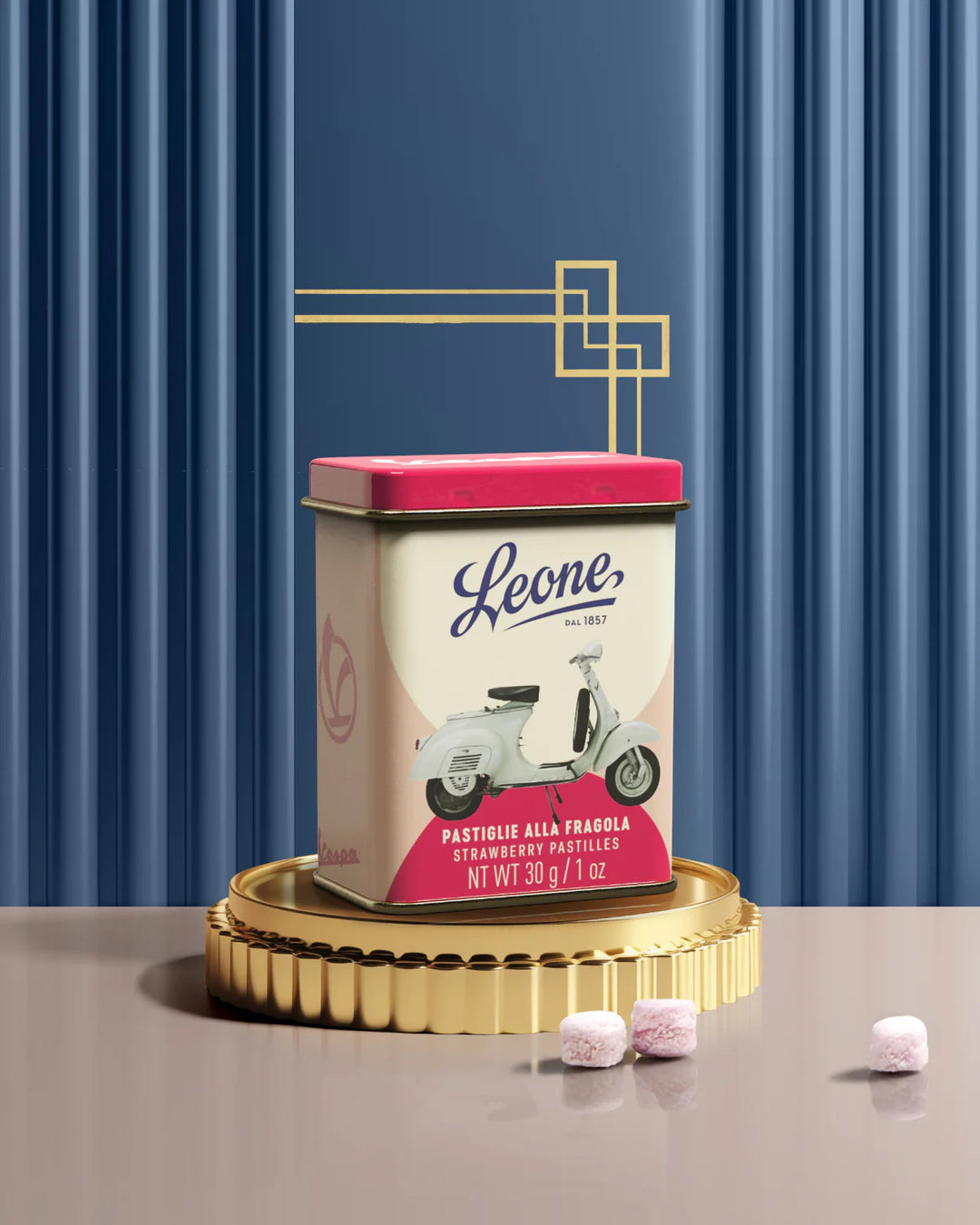 Leone - Lattina Vespa Pastiglie alla Fragola 30g